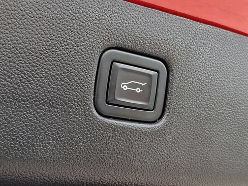 Certified 2020 Chevrolet Blazer RS FWD image 29