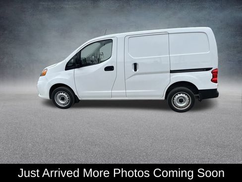 Used 2020 Nissan NV200 S image 2