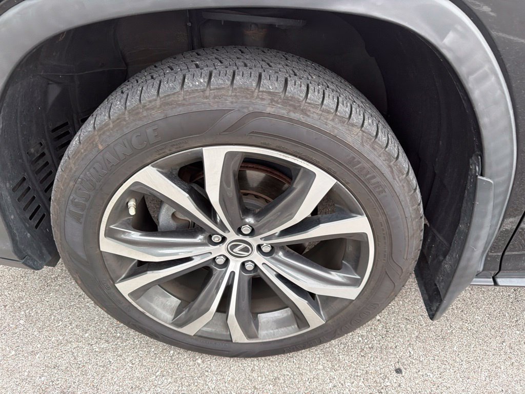 Used 2019 Lexus RX 350L AWD w/ Premium Package image 22