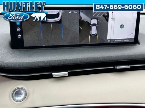 Used 2023 Genesis GV70 2.5T w/ Advanced Package image 27