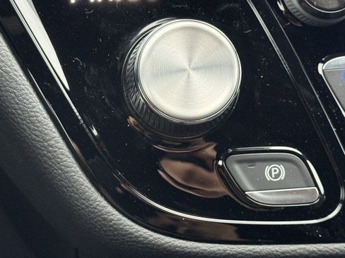 New 2026 Chrysler Pacifica Select image 21