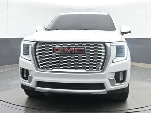 Used 2021 GMC Yukon Denali AWD/4WD image 3