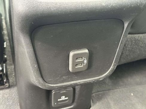 Used 2020 Chevrolet Equinox Premier image 15