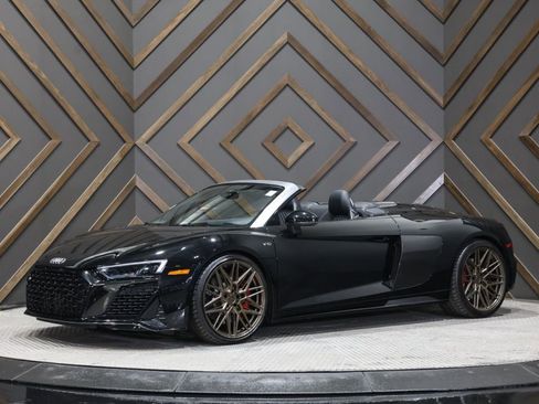 Used 2023 Audi R8 V10 performance w/ Carbon Exterior Package image 14