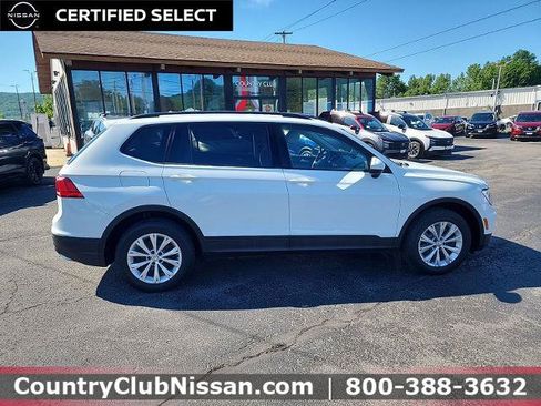 Used 2019 Volkswagen Tiguan S w/ 3rd Row Seat Package AWD/4WD image 9