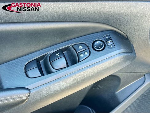 Used 2024 Nissan Altima 2.5 SV image 22