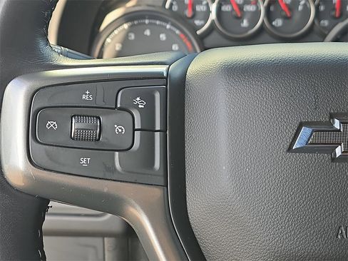 Used 2021 Chevrolet Tahoe Z71 w/ Rear Media and Nav Package image 18