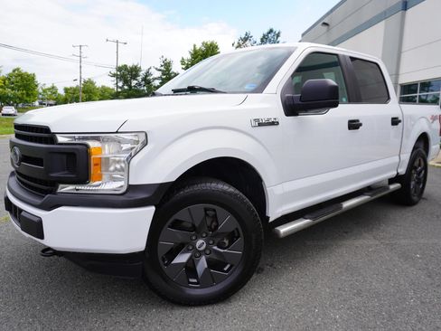 Used 2018 Ford F150 XL w/ Equipment Group 101A Mid AWD/4WD image 3