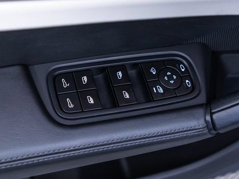 Certified 2024 Porsche Cayenne S AWD/4WD image 24
