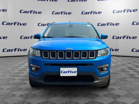 Used 2019 Jeep Compass Latitude w/ Popular Equipment Group AWD/4WD image 9