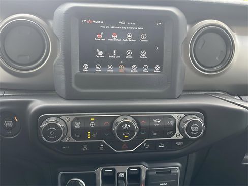 Used 2021 Jeep Wrangler Unlimited Sport image 21