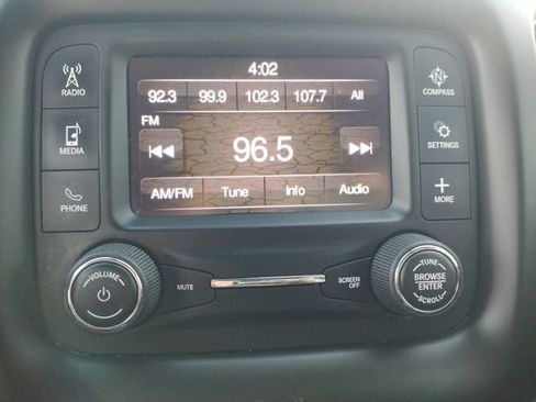 Used 2018 Jeep Compass Latitude w/ Cold Weather Group image 21