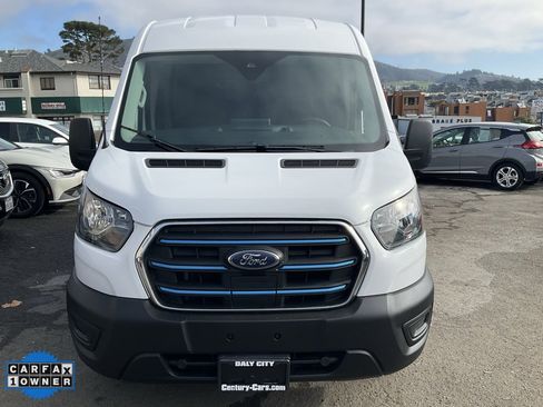 Used 2022 Ford E-Transit Medium Roof image 68