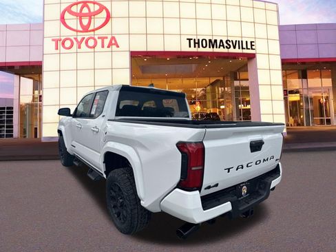 New 2025 Toyota Tacoma 4x4 Double Cab image 7