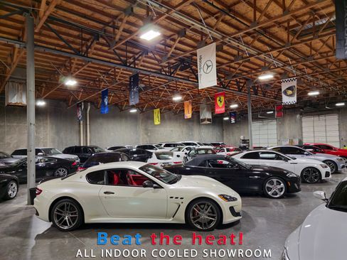 Used 2020 BMW Z4 sDrive30i w/ M Sport Package image 40