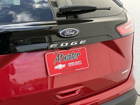 Used 2024 Ford Edge SEL image 33