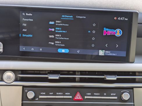 Certified 2025 Hyundai Tucson SE image 16