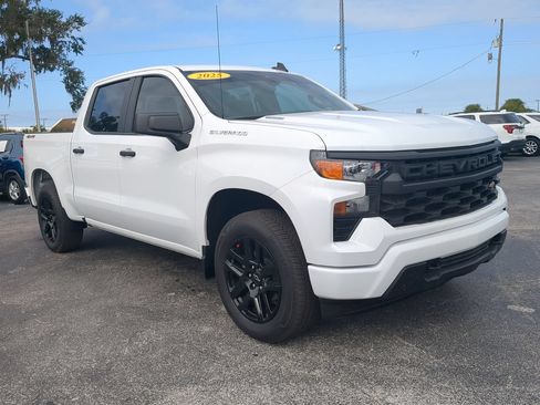 Certified 2025 Chevrolet Silverado 1500 Custom AWD/4WD image 2