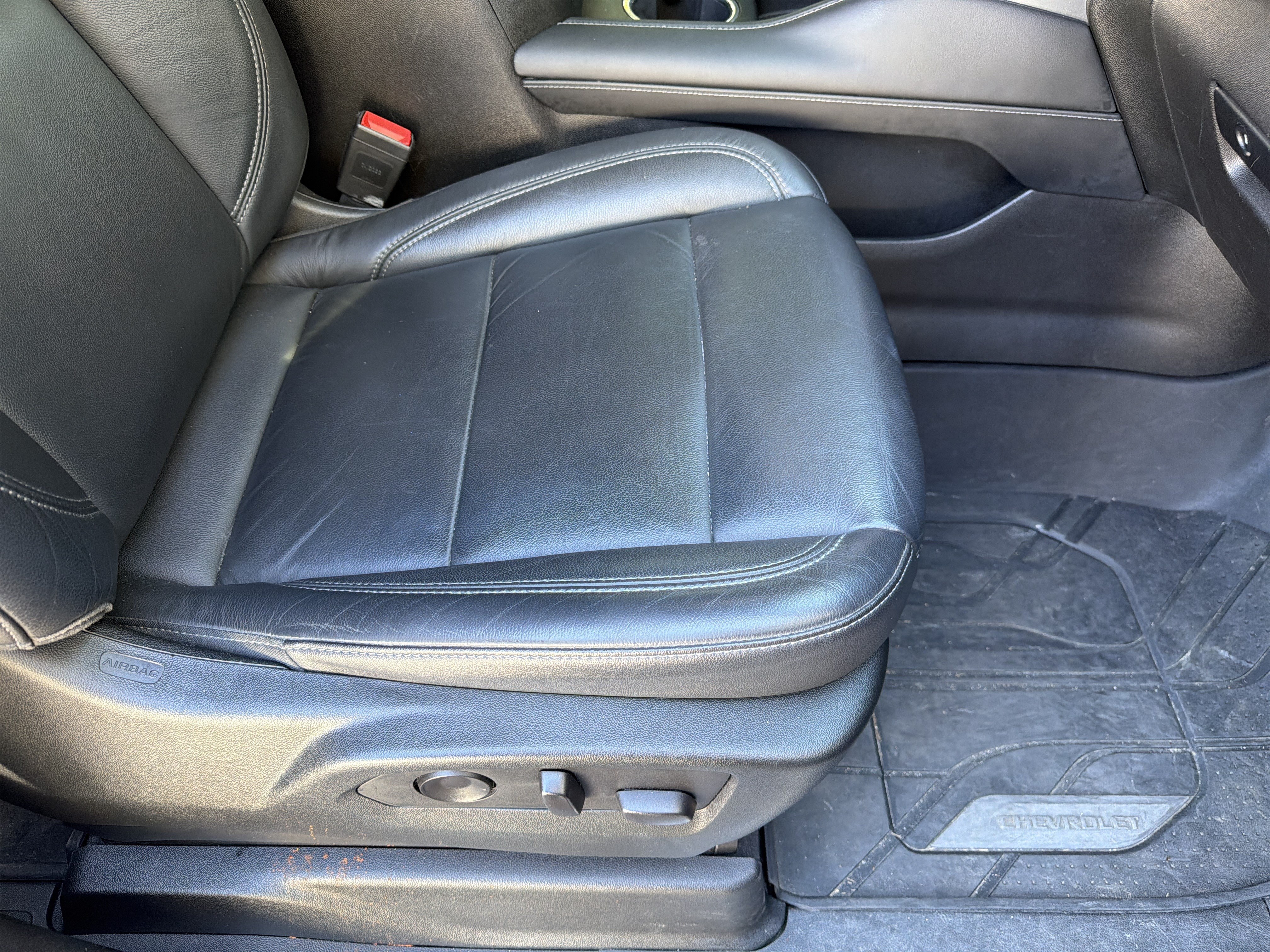 Used 2021 Chevrolet Tahoe Z71 AWD/4WD image 43