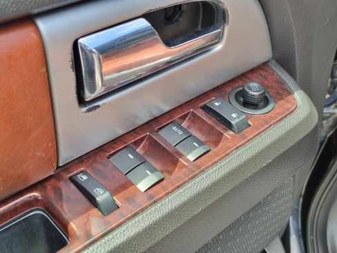Used 2008 Ford Expedition King Ranch RWD image 11