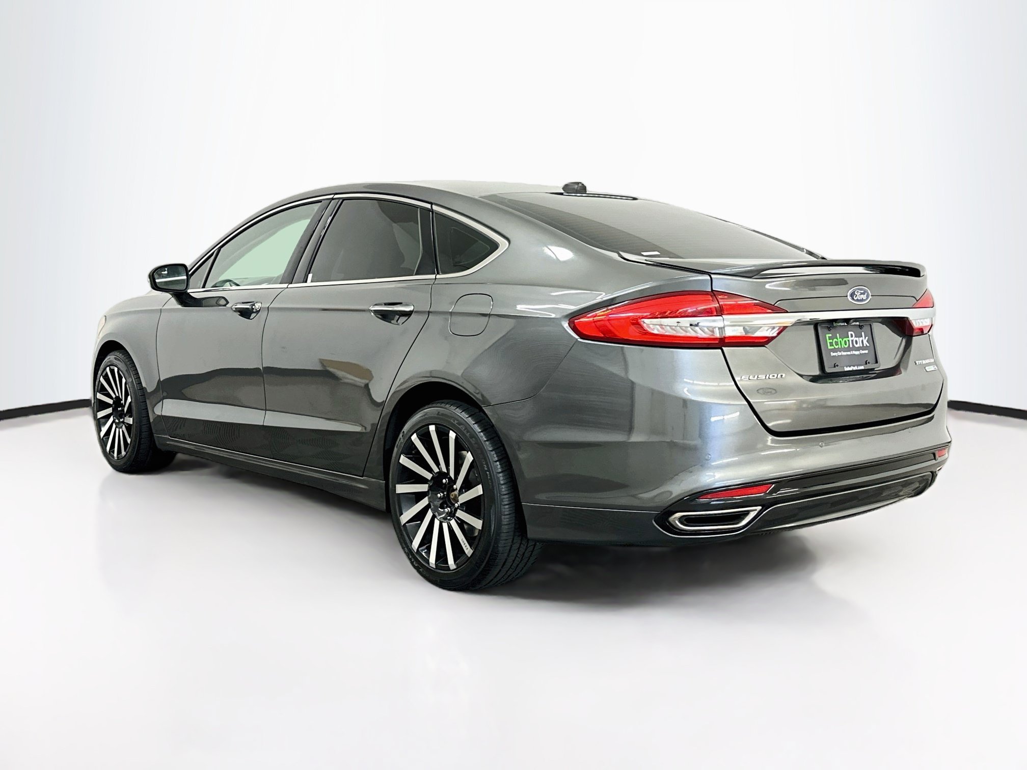 Used 2018 Ford Fusion Titanium AWD/4WD image 5