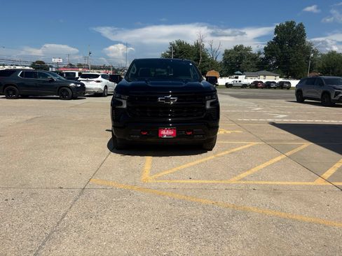 New 2026 Chevrolet Silverado 1500 RST w/ Redline Edition AWD/4WD image 8