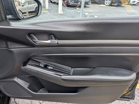 Used 2023 Nissan Altima 2.5 SV image 27