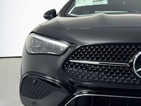 New 2026 Mercedes-Benz CLE 300 4MATIC Coupe image 13