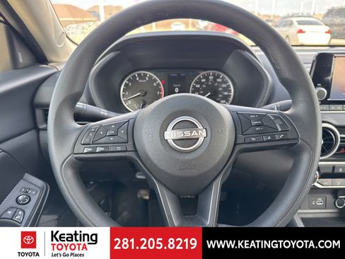 Used 2025 Nissan Sentra S image 14