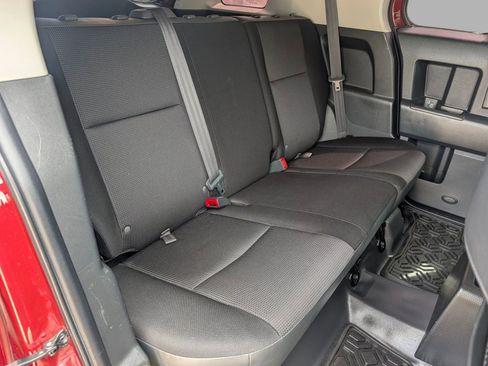 Used 2008 Toyota FJ Cruiser 2WD image 24