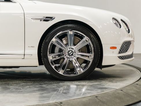 Used 2016 Bentley Continental GT AWD/4WD image 18