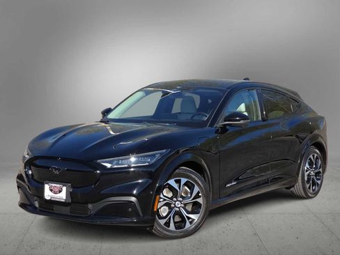 Used 2021 Ford Mustang Mach-E Premium image 1