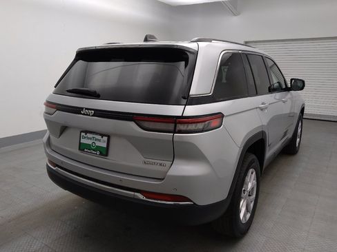 Used 2022 Jeep Grand Cherokee Limited RWD image 7