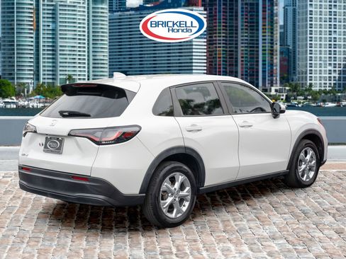 Certified 2023 Honda HR-V LX image 5