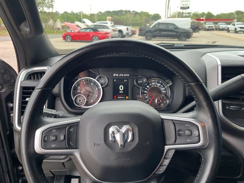 Used 2024 RAM 3500 Big Horn image 24