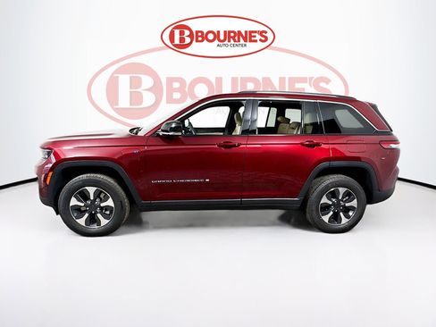 Used 2024 Jeep Grand Cherokee Limited 4xe w/ Luxury Tech Group II image 8