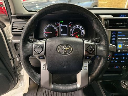 Used 2023 Toyota 4Runner Limited image 11
