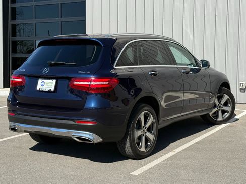 Used 2018 Mercedes-Benz GLC 300 4MATIC image 5