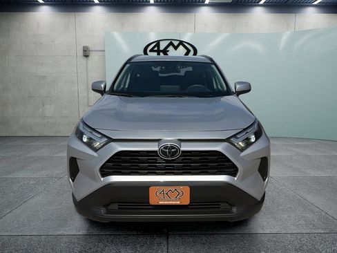 Used 2024 Toyota RAV4 XLE FWD image 8
