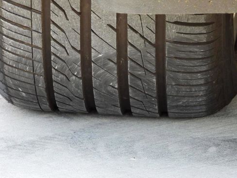 Used 2017 Mercedes-Benz GLS 550 4MATIC image 36