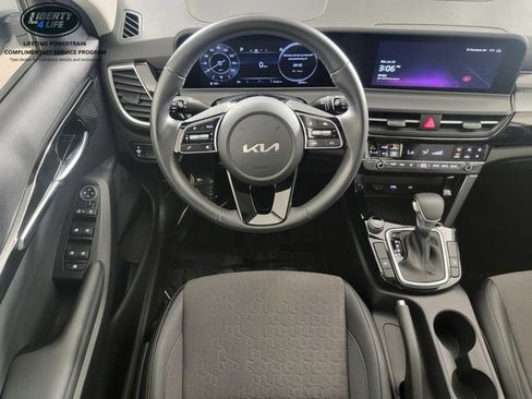 Used 2024 Kia Seltos S FWD image 23