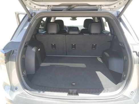 Used 2026 Chevrolet Equinox LT w/ Convenience Package II AWD/4WD image 11