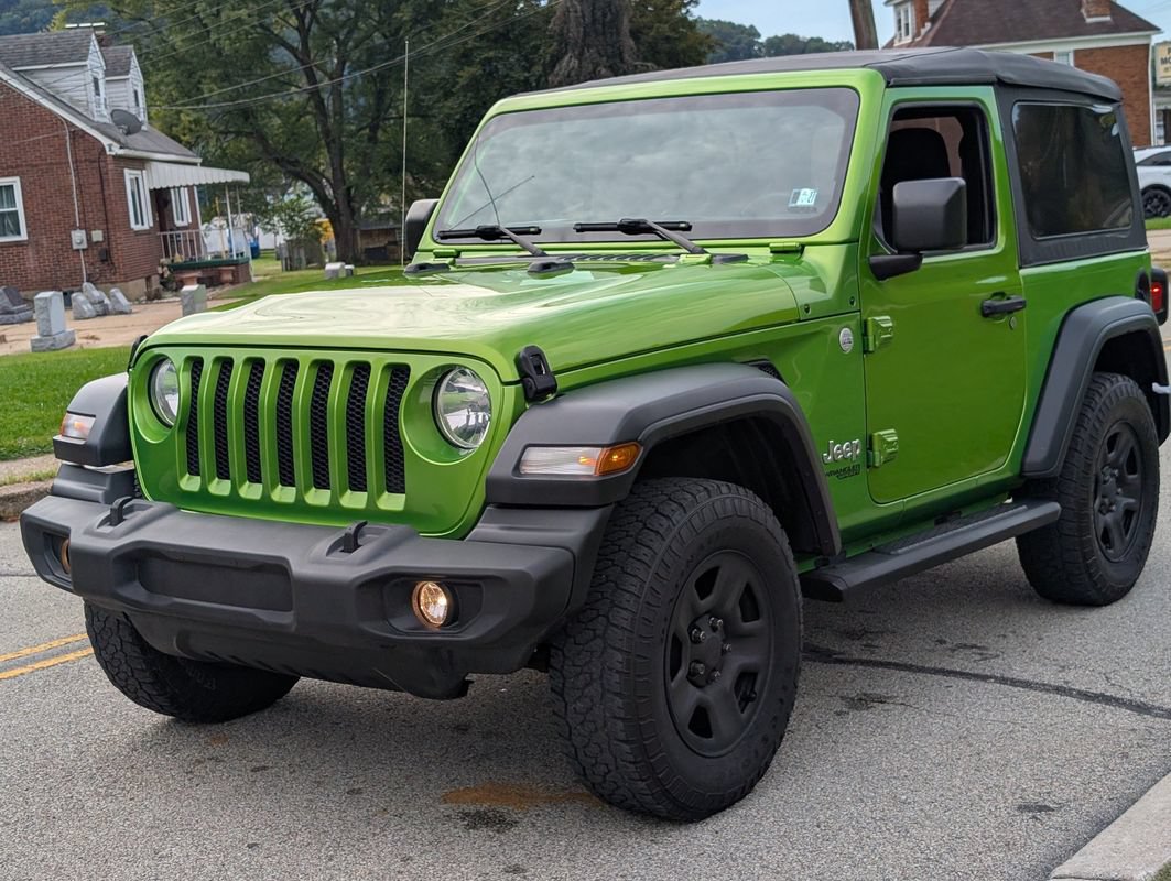 Used 2018 Jeep Wrangler Sport AWD/4WD image 10