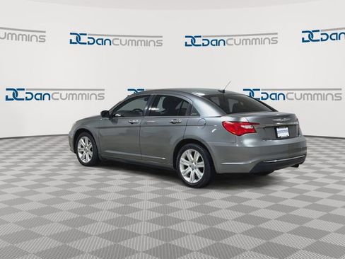 Used 2012 Chrysler 200 Touring w/ Cold Weather Group FWD image 6