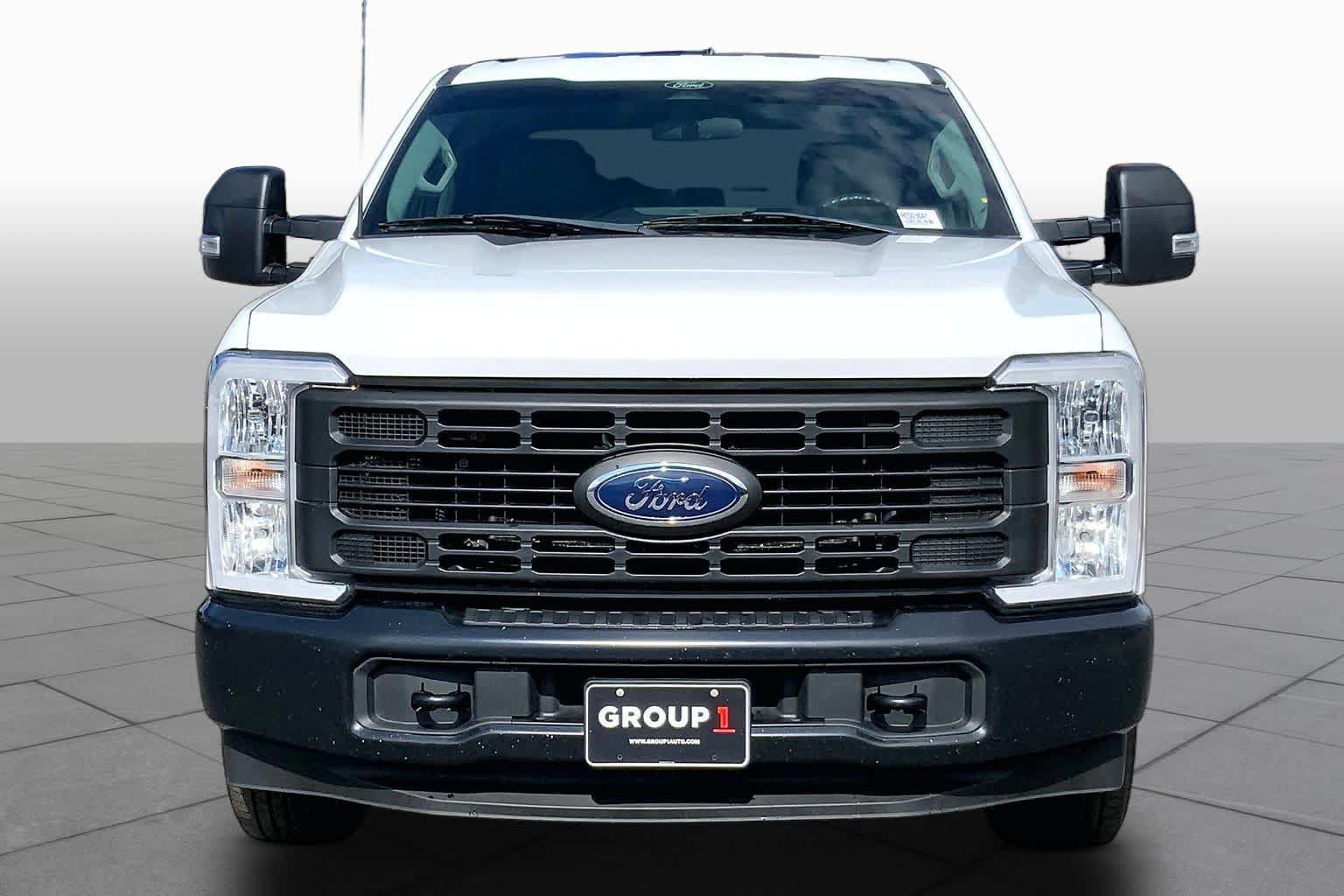 Used 2024 Ford F250 XL RWD image 3