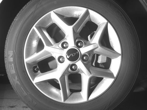 Used 2025 Kia Soul LX w/ LX Technology Package image 13