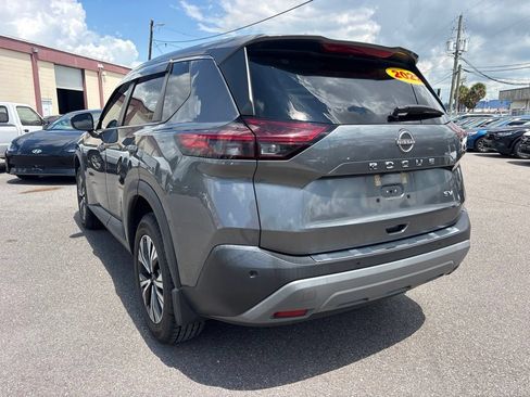 Used 2022 Nissan Rogue SV FWD image 5