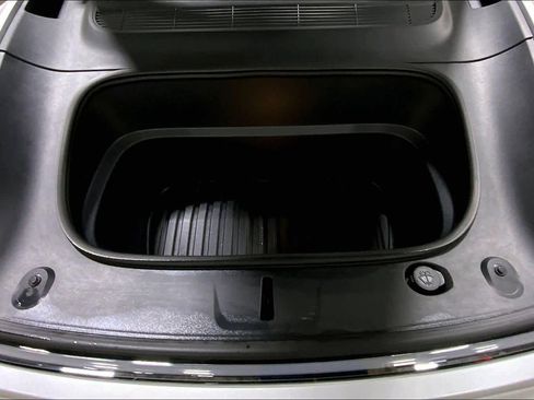 Used 2026 Tesla Model Y AWD image 32