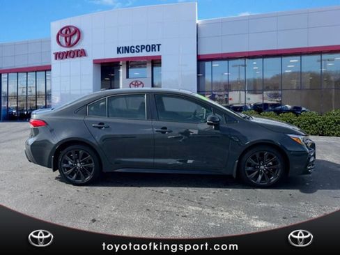 Certified 2025 Toyota Corolla SE w/ SE Premium Package image 6