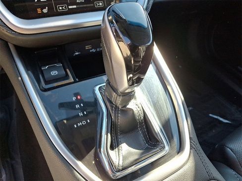 Certified 2022 Subaru Outback Limited w/ Popular Package #2 image 16